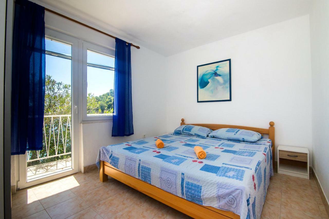 Apartments Robinzon Petar Gdinj ภายนอก รูปภาพ