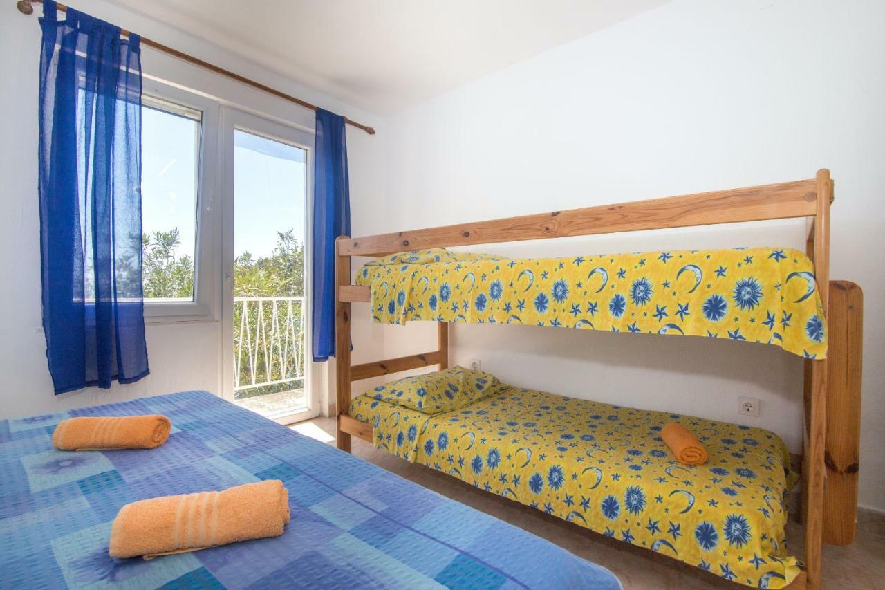 Apartments Robinzon Petar Gdinj ภายนอก รูปภาพ